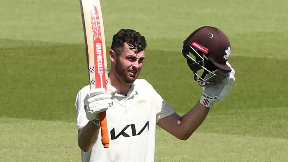 Surrey smash club-record 820 against Durham