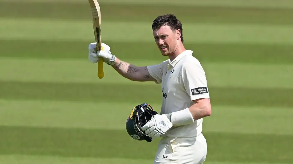 Hose pummels Hampshire with astonishing 266